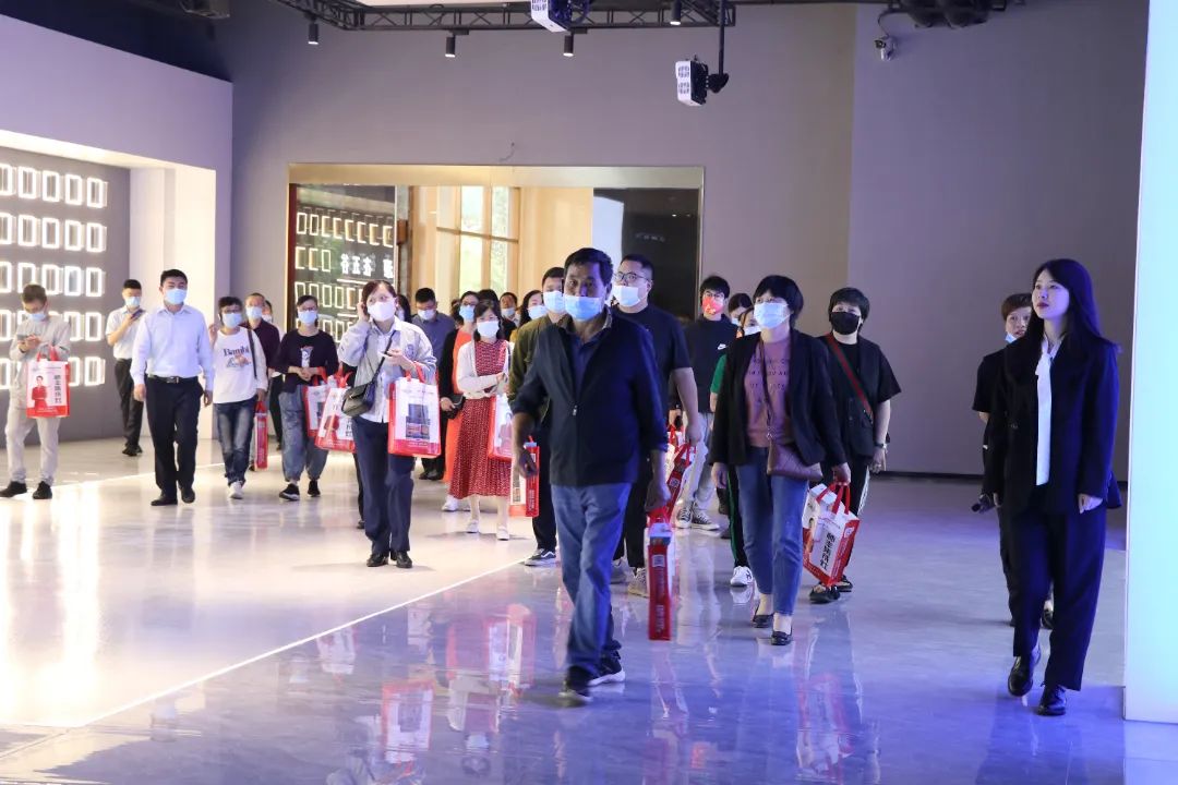 集成十大品牌帅丰电器联合建设银行开展建行家装节活动 集成十大品牌帅丰电器联合建设银行开展建行家装节活动