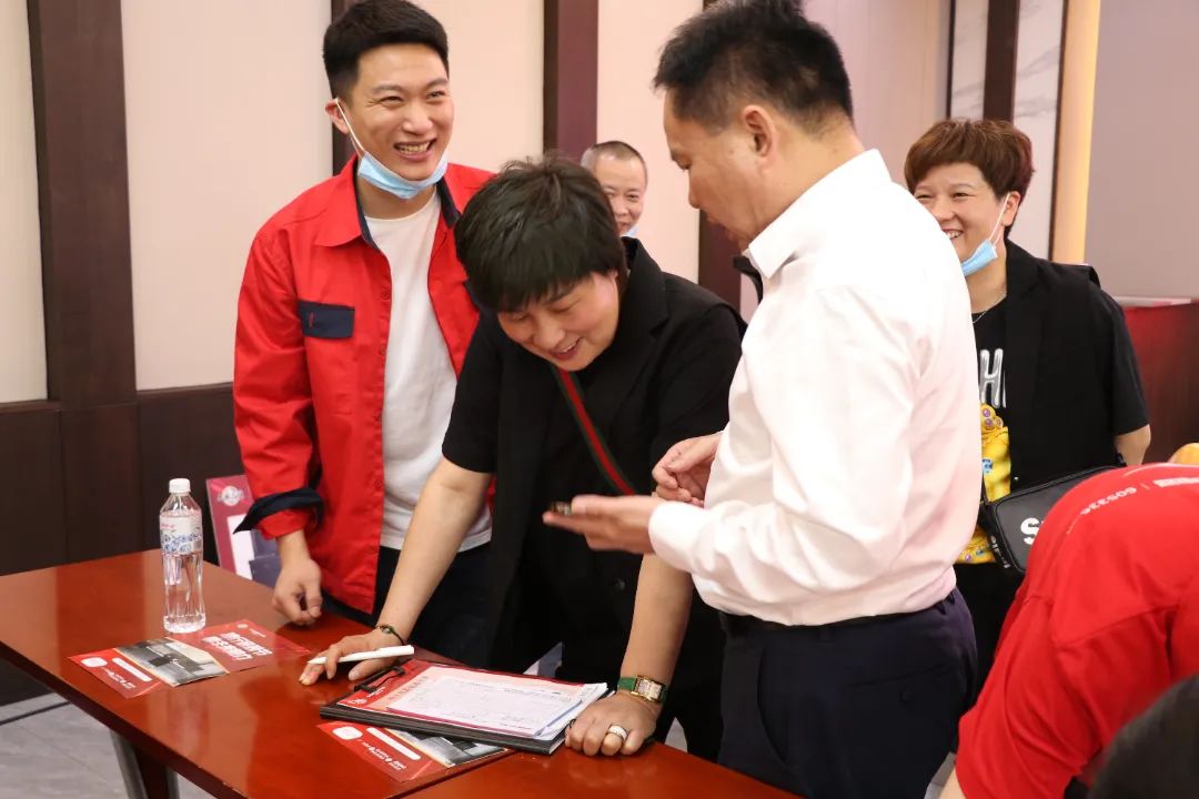 集成十大品牌帅丰电器联合建设银行开展建行家装节活动 集成十大品牌帅丰电器联合建设银行开展建行家装节活动