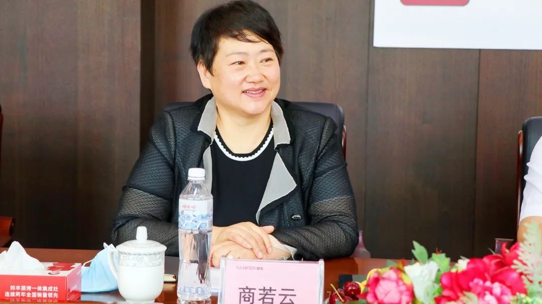 浙江高院等领导走进帅丰集成灶,助力企业蓬勃发展 浙江高院等领导走进帅丰集成灶,助力企业蓬勃发展