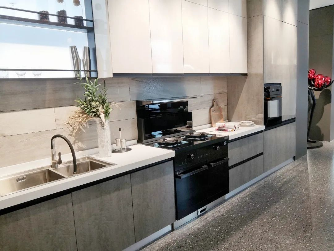 生活工作太慌张？有了集成灶品牌帅丰这个好帮手，省时又省力！