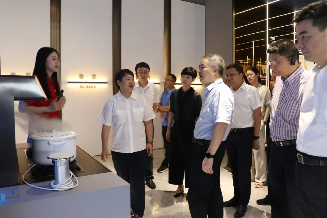 浙江省统计局一行莅临集成灶品牌帅丰电器参观调研！