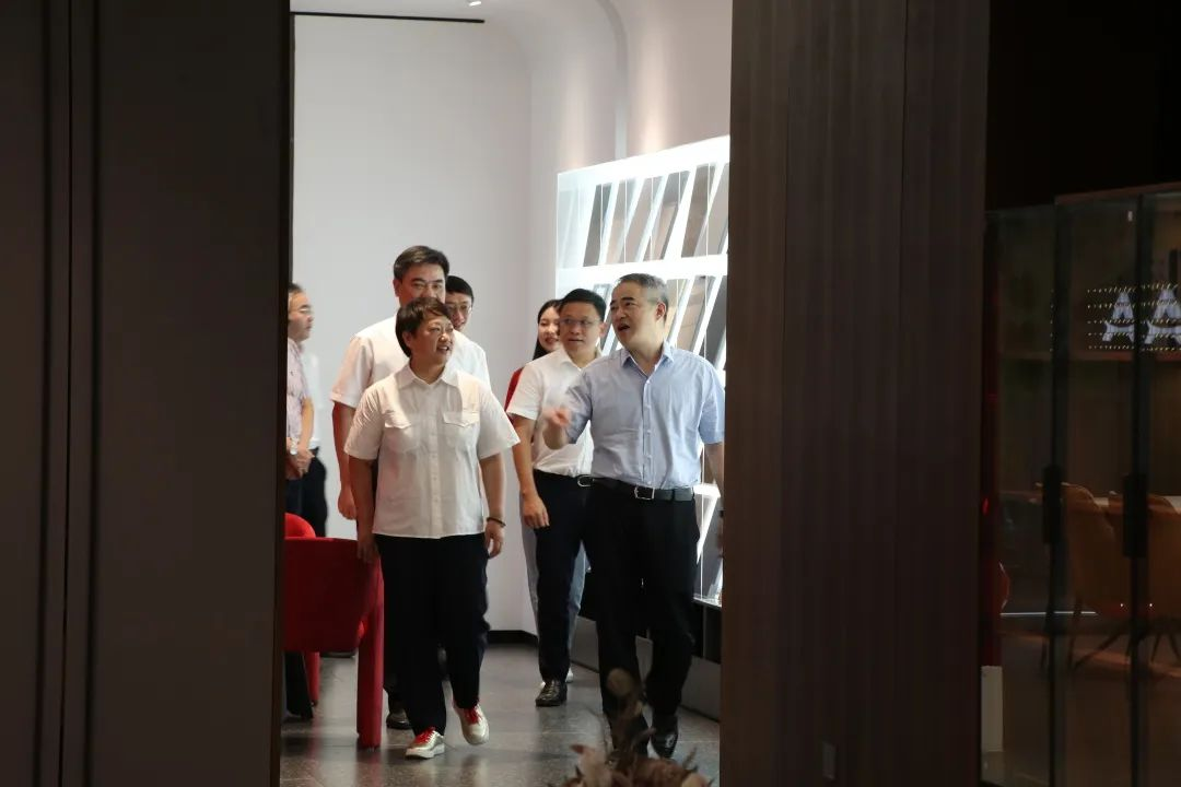 浙江省统计局一行莅临集成灶品牌帅丰电器参观调研！
