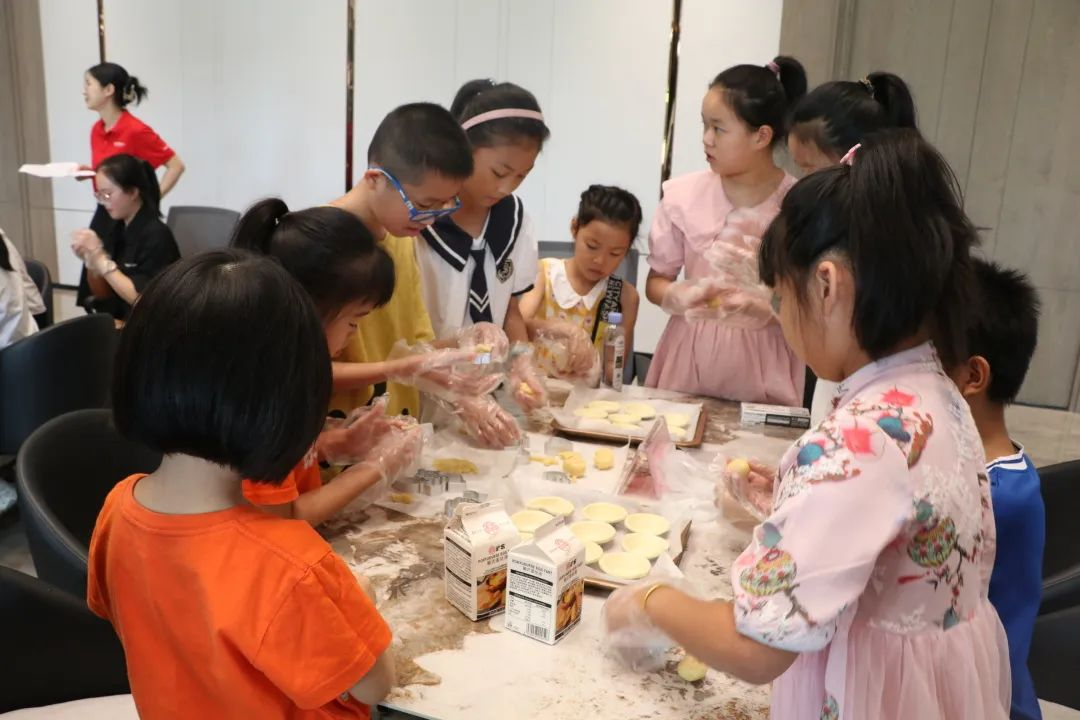 帅丰集成灶组织小美食家DIY趣游记活动,在劳动中寻找快乐 帅丰集成灶组织小美食家DIY趣游记活动,在劳动中寻找快乐