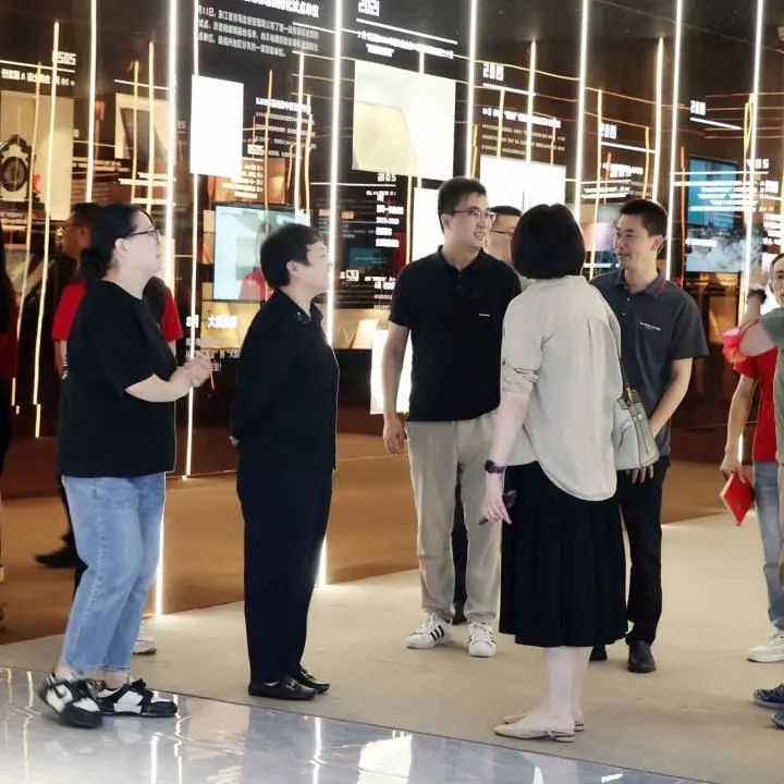 浙江省燃气具协会秘书长一行到访集成灶品牌帅丰电器参观调研