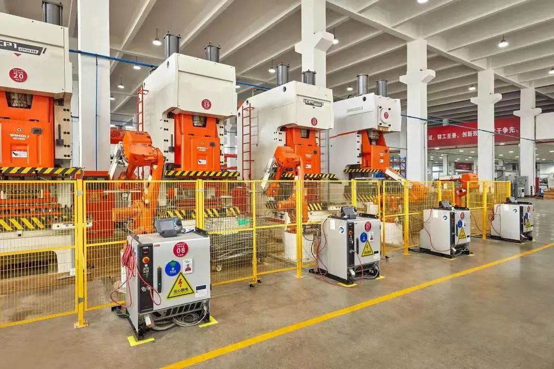 帅丰电器再度携手《大国品牌》，向世界展示集成灶品牌硬核实力！