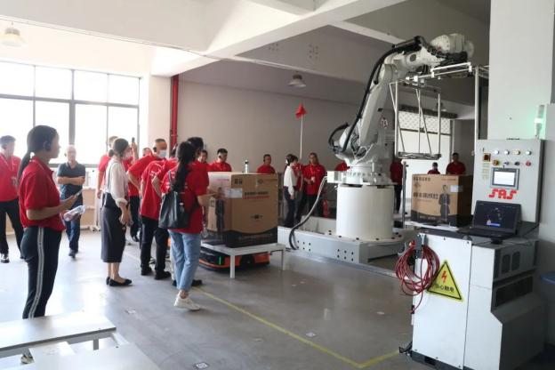 集成灶品牌帅丰电器“登顶计划”加盟合作峰会圆满成功！