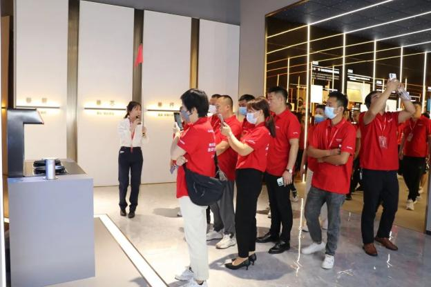 集成灶品牌帅丰电器“登顶计划”加盟合作峰会圆满成功！