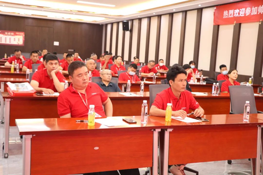 集成灶品牌帅丰电器“登顶计划”加盟合作峰会圆满成功！