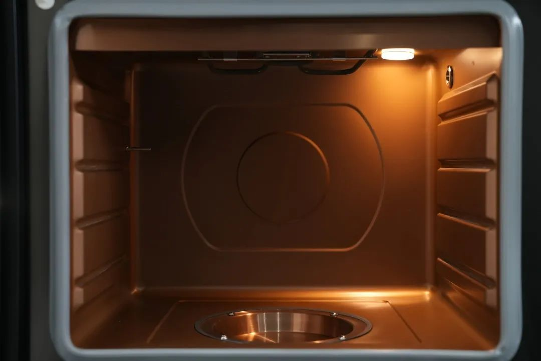 一家六口，三代同堂，帅丰集成灶烹饪爱的味道,传递家的温暖！