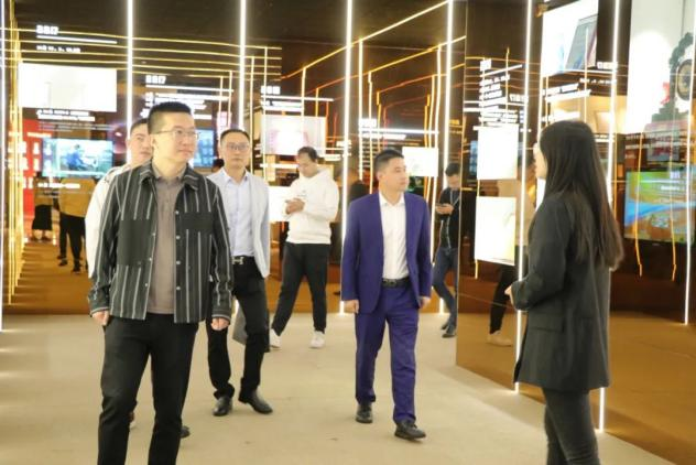 天猫优品理想厨房王雁北一行莅临集成灶品牌帅丰电器参观调研！