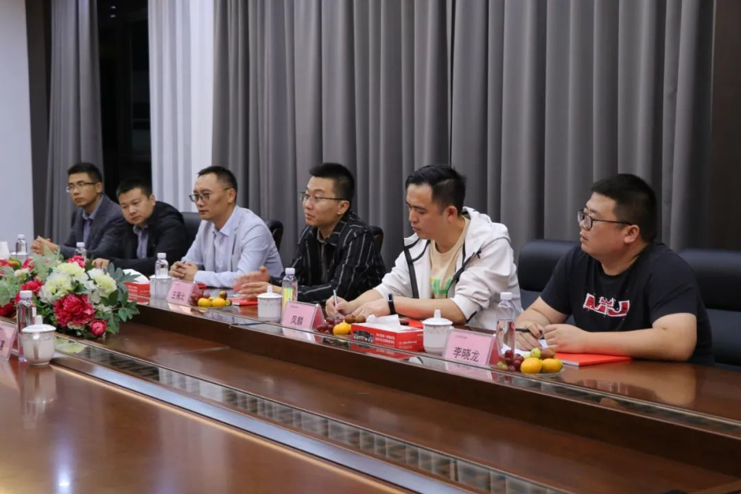 天猫优品理想厨房王雁北一行莅临集成灶品牌帅丰电器参观调研！