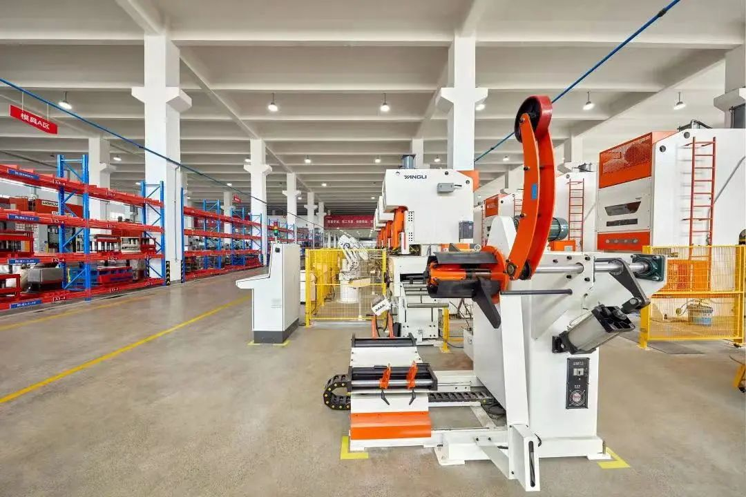 帅丰电器获评多项国家标准编写证书，帅丰标准定义行业标准！