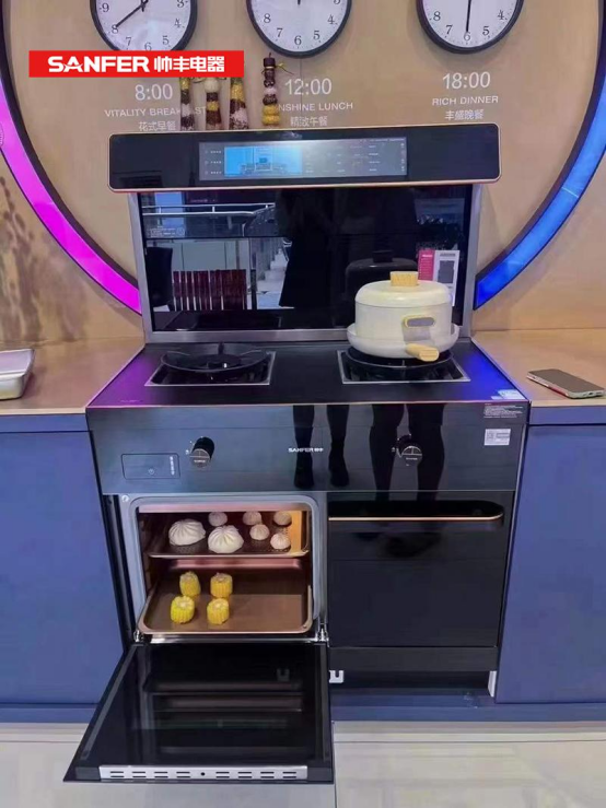 集成灶好不好用？10年的老厨房改造翻新，选集成灶厨房大变样