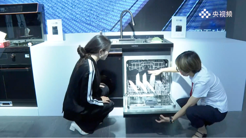 央视新闻再报道！帅丰电器安全烹饪新技术频获赞   