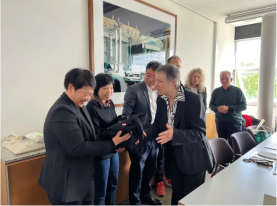 打造国际校企合作新优势,理念共创,技术互融 打造国际校企合作新优势,理念共创,技术互融