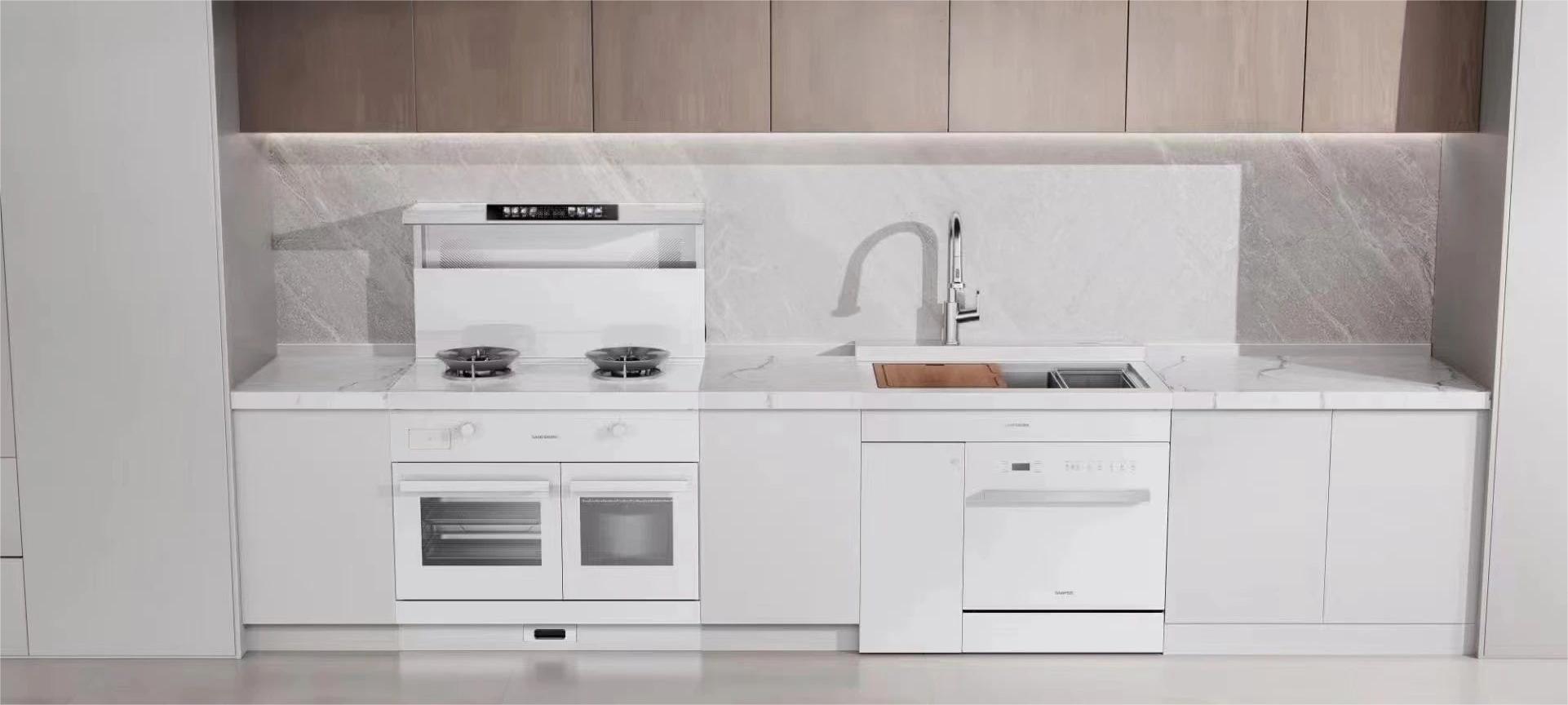 厨房搞这么白，真的好打理吗？