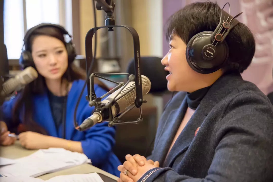 帅丰董事长商若云受邀参加“对话掌门人”讲解集成灶之奥秘 帅丰董事长商若云受邀参加“对话掌门人”讲解集成灶之奥秘