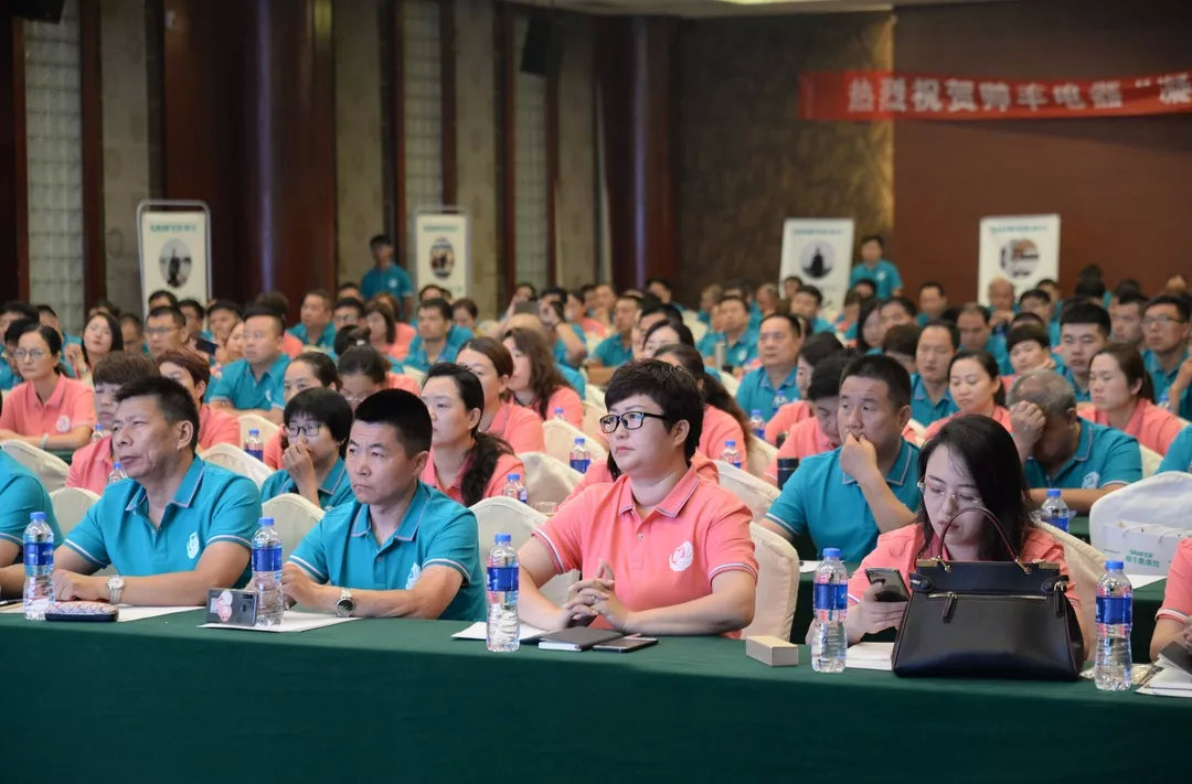 帅丰经销商年中会议圆满落幕，下半年继续冲冲冲！