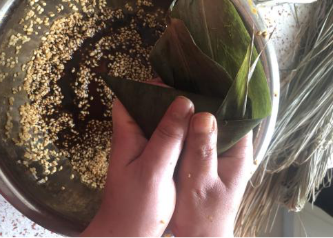 端午节快到了！今天帅丰电器就来挑战一下，煮100个粽子需要多久？