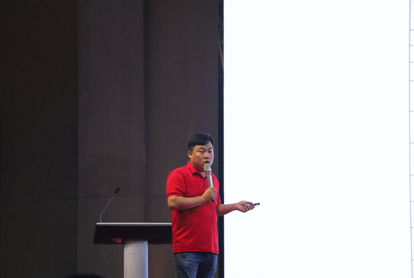 赋能现在，冲刺未来|帅丰电器2021营销中心年中复盘会暨总裁签售活动启动会圆满举行！