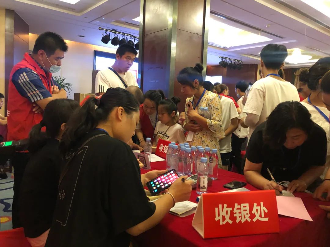 钜惠来袭|帅丰总裁签售三城联动，嗨翻一夏