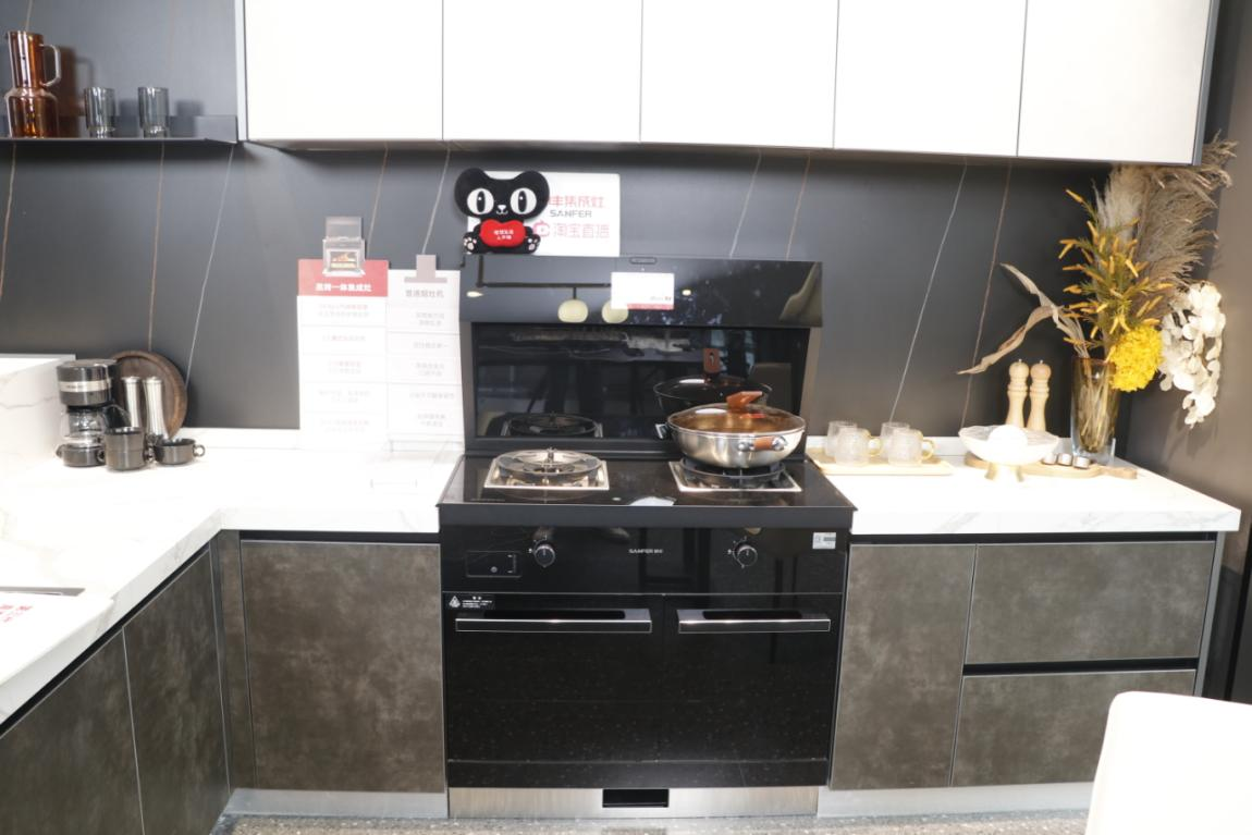 集成灶好还是有油烟机好？集成灶如何挑选？