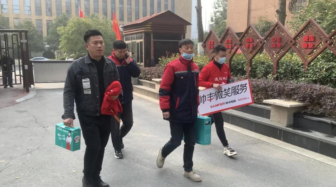 【帅丰微笑服务】她疯狂向亲朋好友安利帅丰集成灶，原因就是...