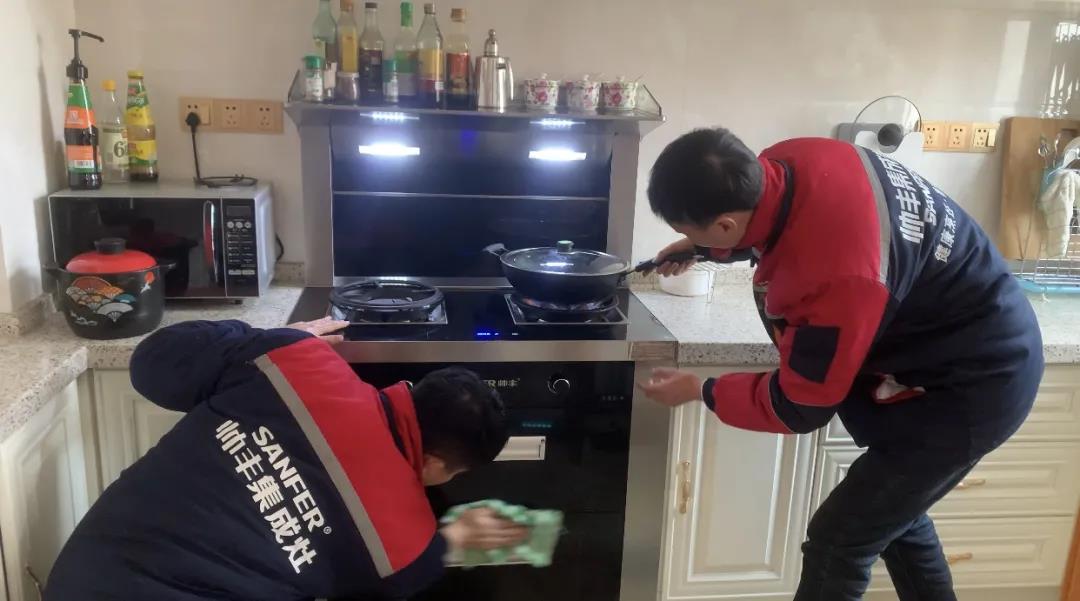 【帅丰微笑服务】她疯狂向亲朋好友安利帅丰集成灶，原因就是...